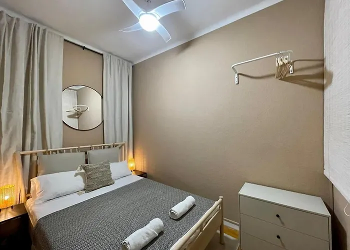 The Collection - Sagrada Familia 4bd Only For Families Or Business Groups *