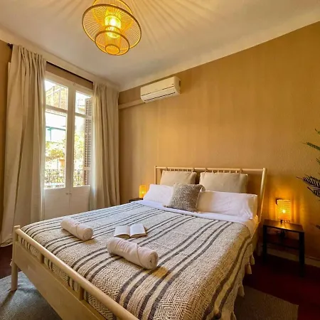 Sagrada Familia 4bd Only For Families Or Business Groups