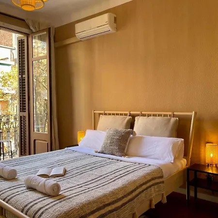 Sagrada Familia 4bd Only For Families Or Business Groups Apartment *