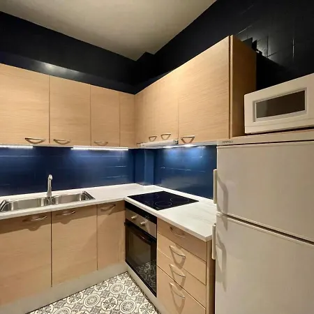 Apartment Sagrada Familia 4bd Only For Families Or Business Groups *