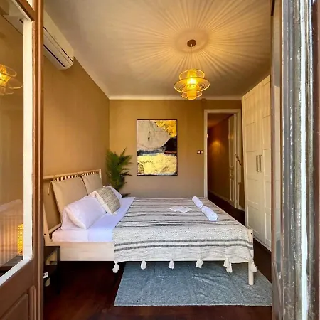 Sagrada Familia 4bd Only For Families Or Business Groups