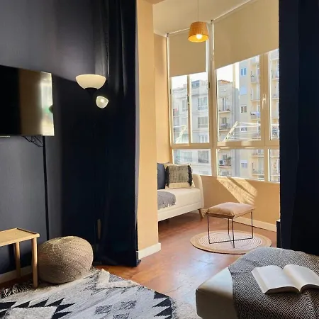Apartment Sagrada Familia 4bd Only For Families Or Business Groups *