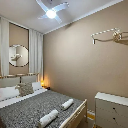 Sagrada Familia 4bd Only For Families Or Business Groups *