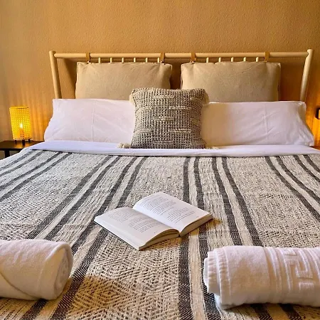 Sagrada Familia 4bd Only For Families Or Business Groups Apartment *
